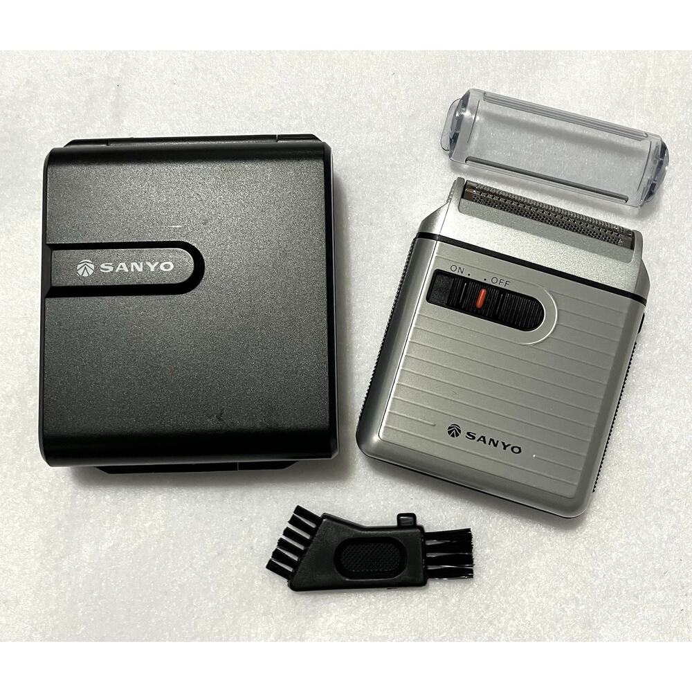 Mens Vtg Sanyo SV-M730 Portable Foil Head Travel Shaver Battery Op Made in Japan